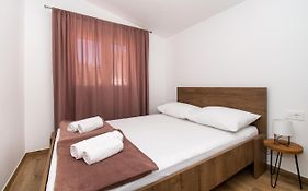 Apartmani Monika