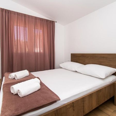 Apartmani Monika Zaboric Exterior foto
