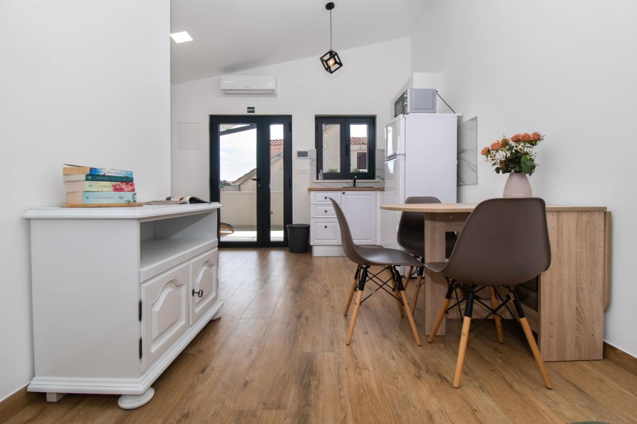 Apartmani Monika Zaboric Exterior foto