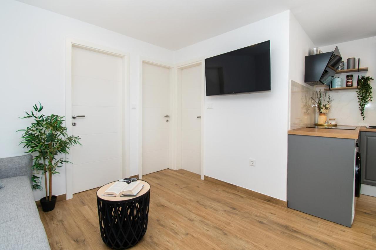 Apartmani Monika Zaboric Exterior foto